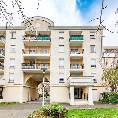 Mona, F2 Pour 4 Pers. - Fairytale Factory Apartment Bussy-Saint-Georges Bagian luar foto